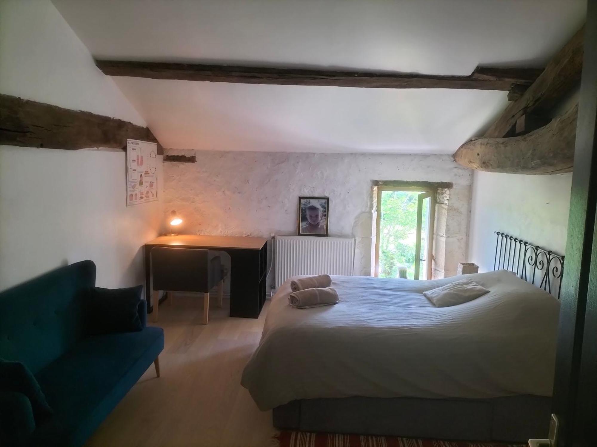Chambres 2 Personnes Dans Notre Maison Girondine Saint-Martin-de-Lerm Zimmer foto
